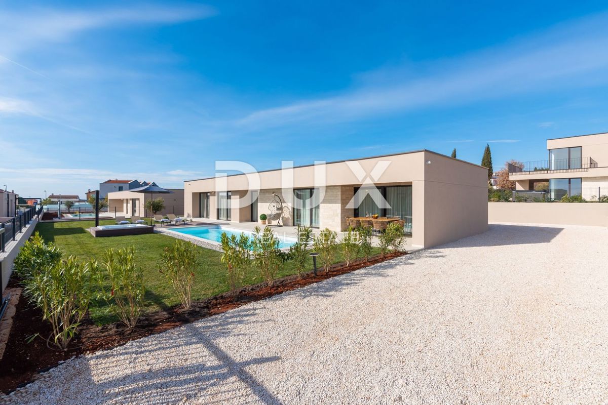 ISTRIA, PARENZO - Casa di lusso con piscina