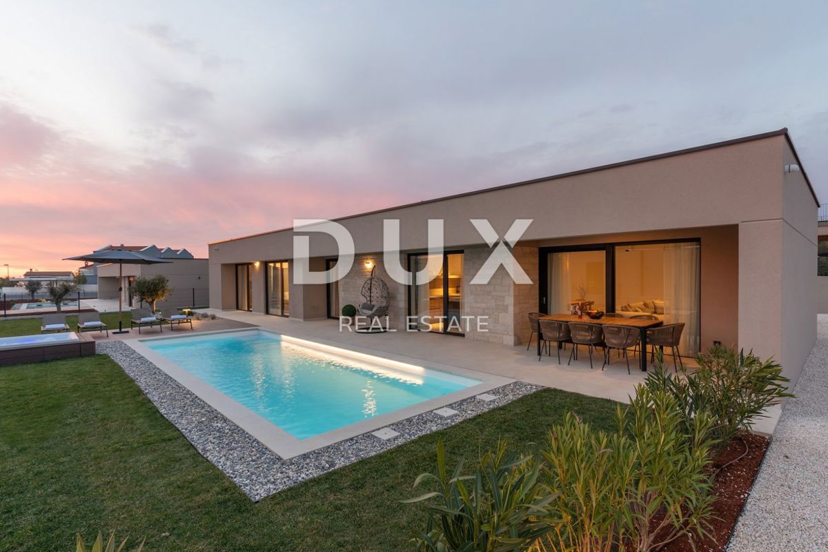 ISTRIA, PARENZO - Casa di lusso con piscina