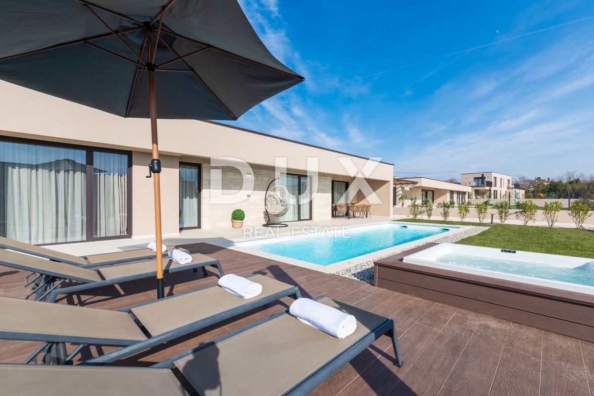 ISTRIA, PARENZO - Casa di lusso con piscina