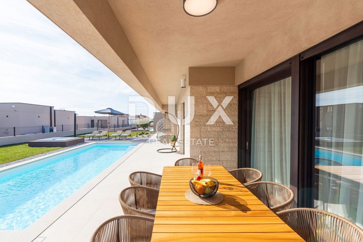 ISTRIA, PARENZO - Casa di lusso con piscina