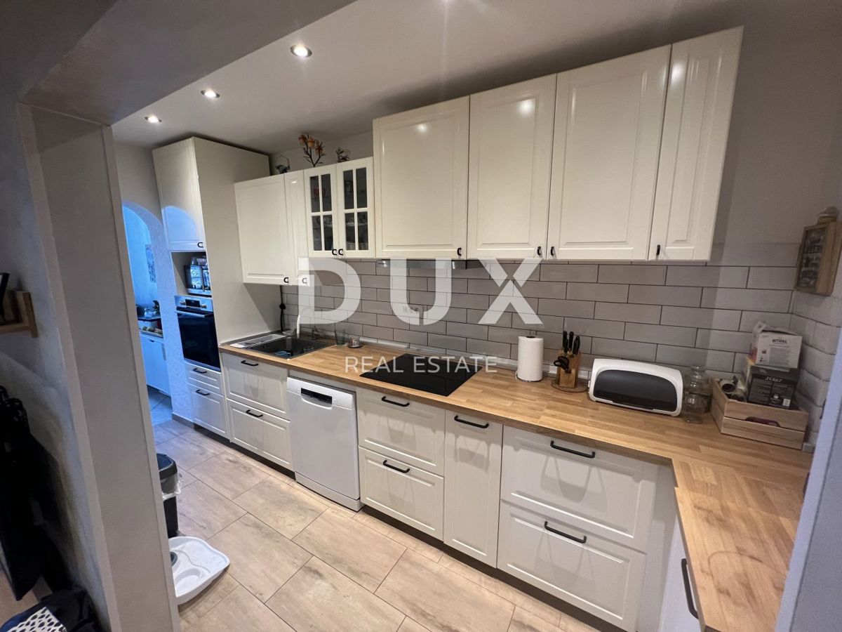 RIJEKA, ZAMET - 3 camere da letto + soggiorno, terrazza 55 m2, arredato!
