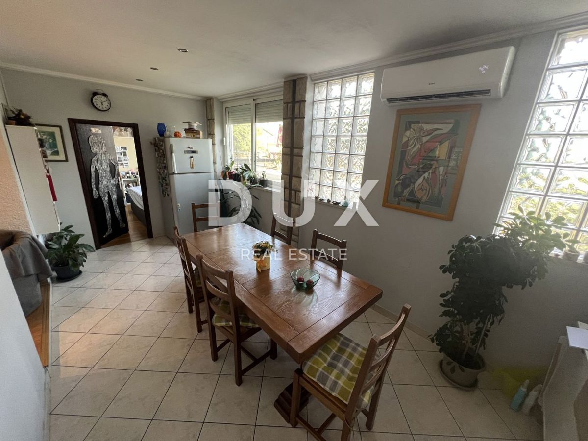 RIJEKA, ZAMET - 3 camere da letto + soggiorno, terrazza 55 m2, arredato!