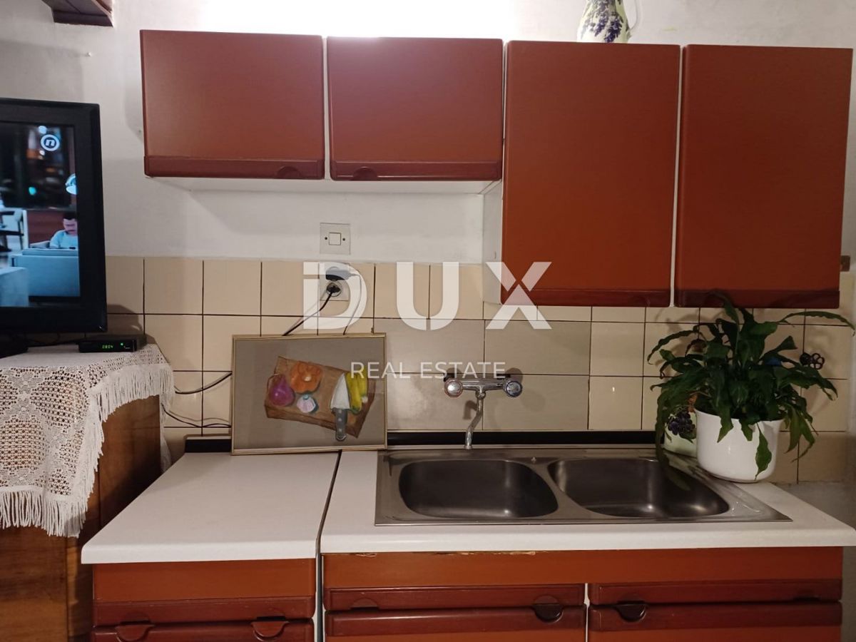 NOVI VINODOLSKI - Casa indipendente a soli 200 m dal mare