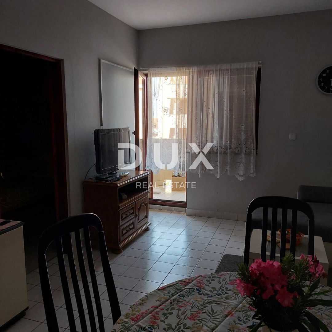 ISOLA DI PAG, NOVALJA - Appartamento con 1 camera da letto + soggiorno con vista mare