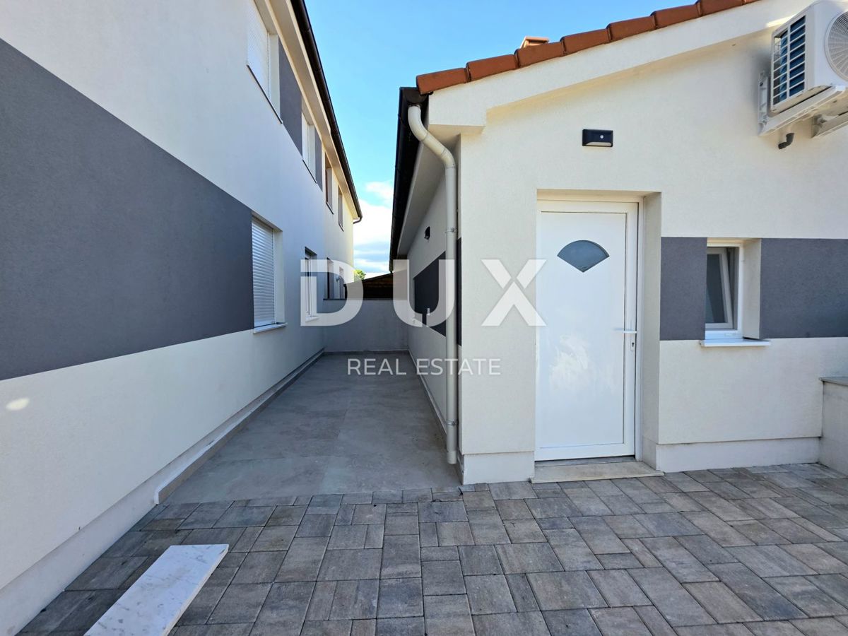 ISTRIA, ŠIŠAN - Palazzina con due unità abitative e un edificio ausiliario