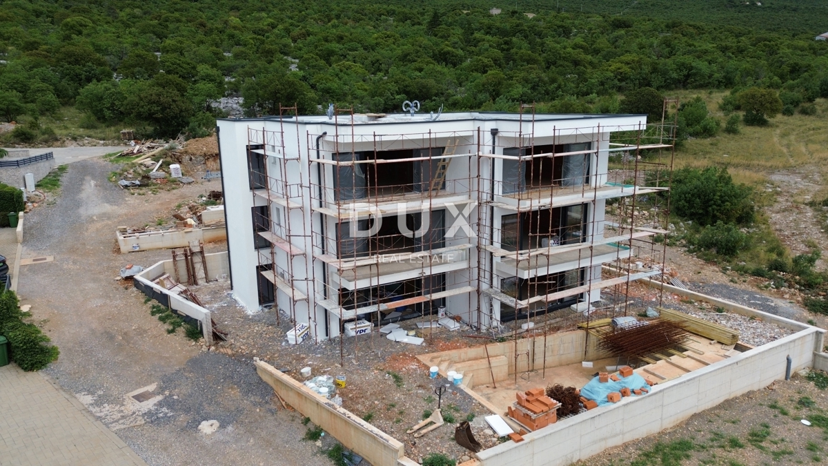 SMOKVICA - 3 camere da letto + soggiorno con piscina in comune a 60 metri dal mare in un nuovo edificio