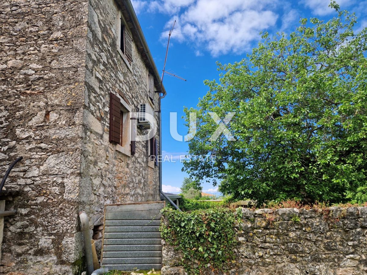 ISTRIA, NOVIGRAD - Una bellezza in pietra in un insediamento tranquillo