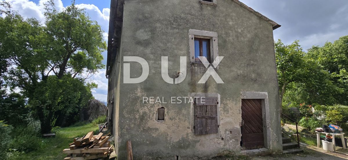 ISTRIA, GRAČIŠĆE - Casa indipendente in pietra da ristrutturare con vista