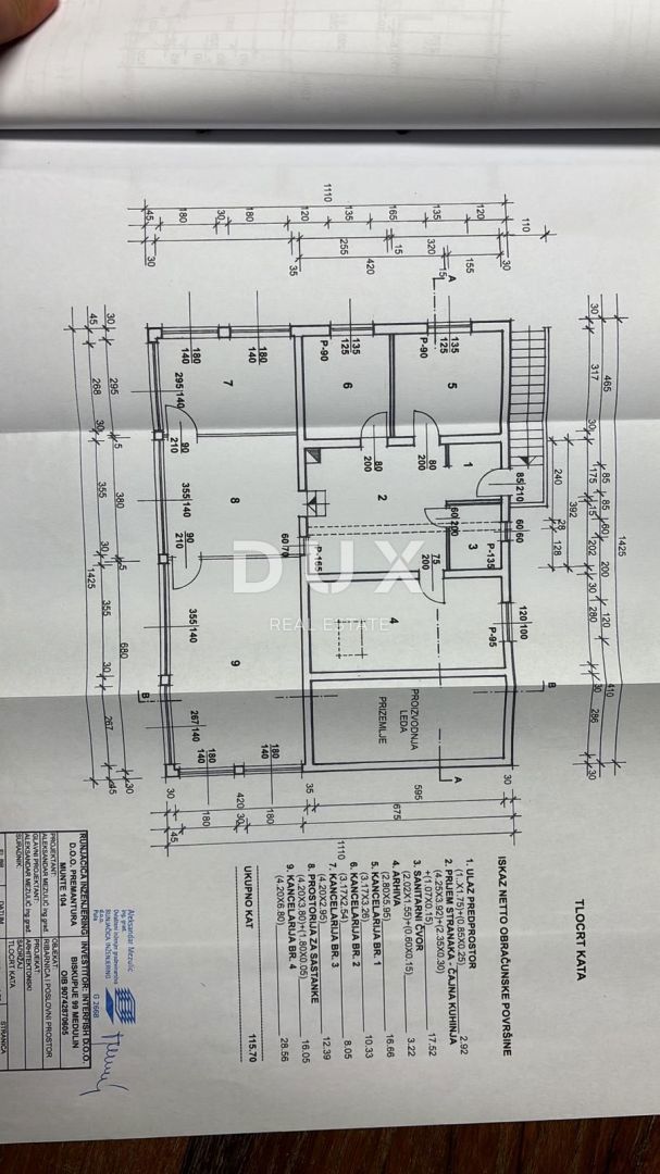 ISTRIA, MEDULIN - Edificio commerciale, 250 m2, in ottima posizione, pronto per continuare l'attività