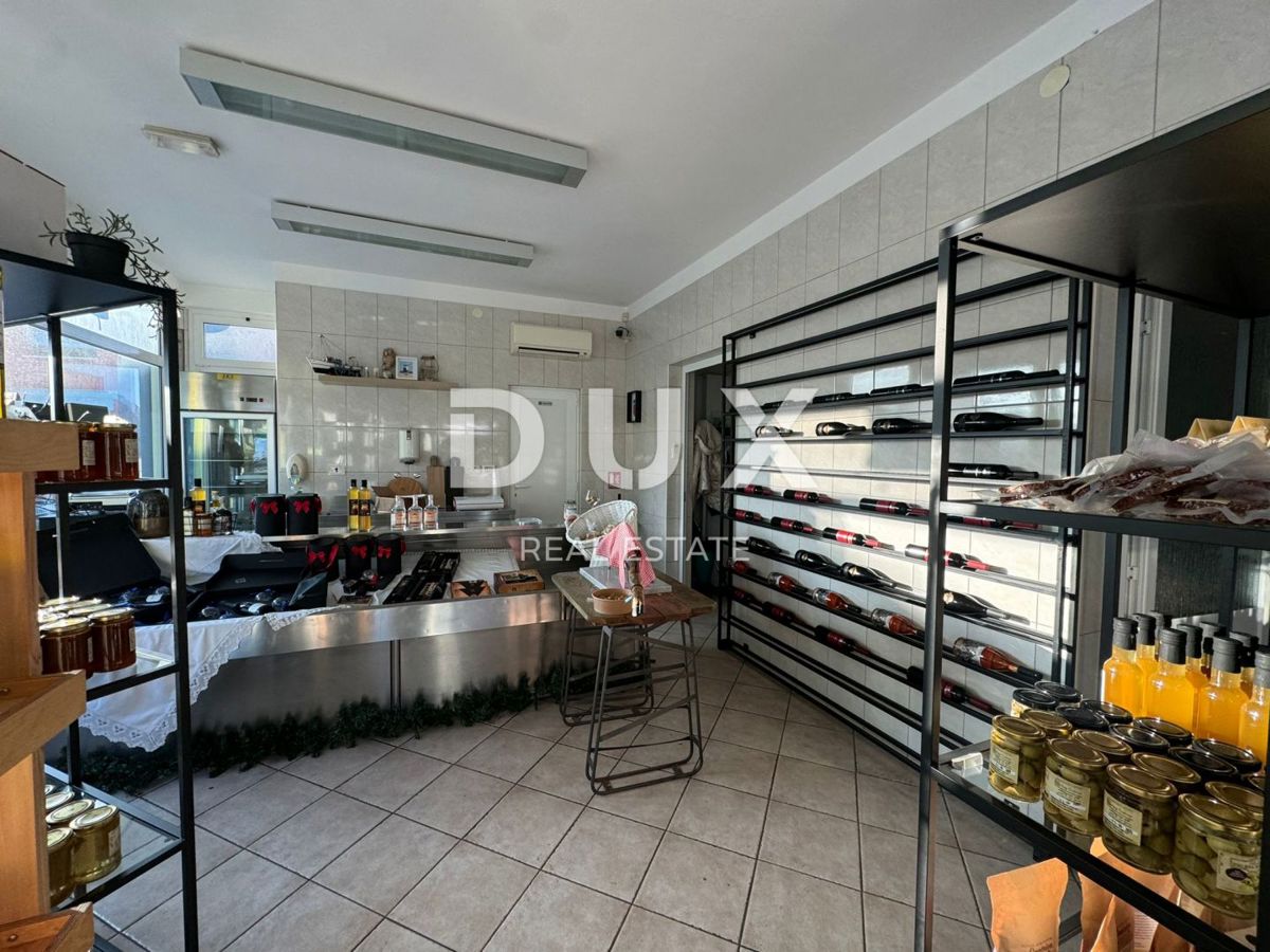 ISTRIA, MEDULIN - Edificio commerciale, 250 m2, in ottima posizione, pronto per continuare l'attività
