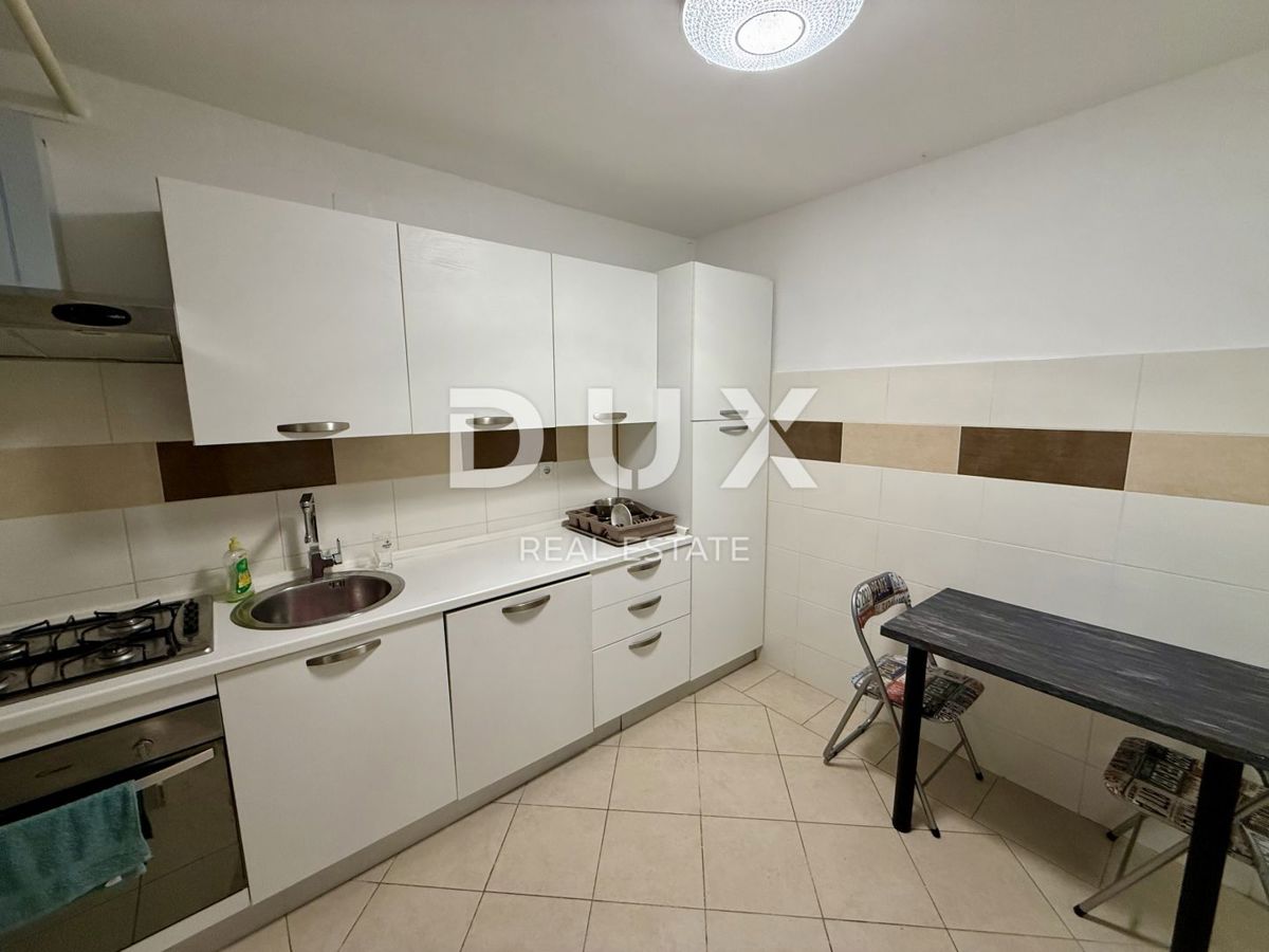 ZAGABRIA, MAKSIMIR - Spaziosa casa con 4 appartamenti, spazio commerciale e giardino!