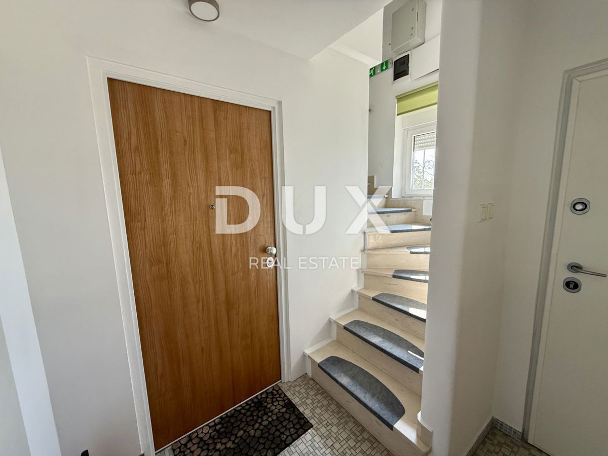 ZAGABRIA, MAKSIMIR - Spaziosa casa con 4 appartamenti, spazio commerciale e giardino!