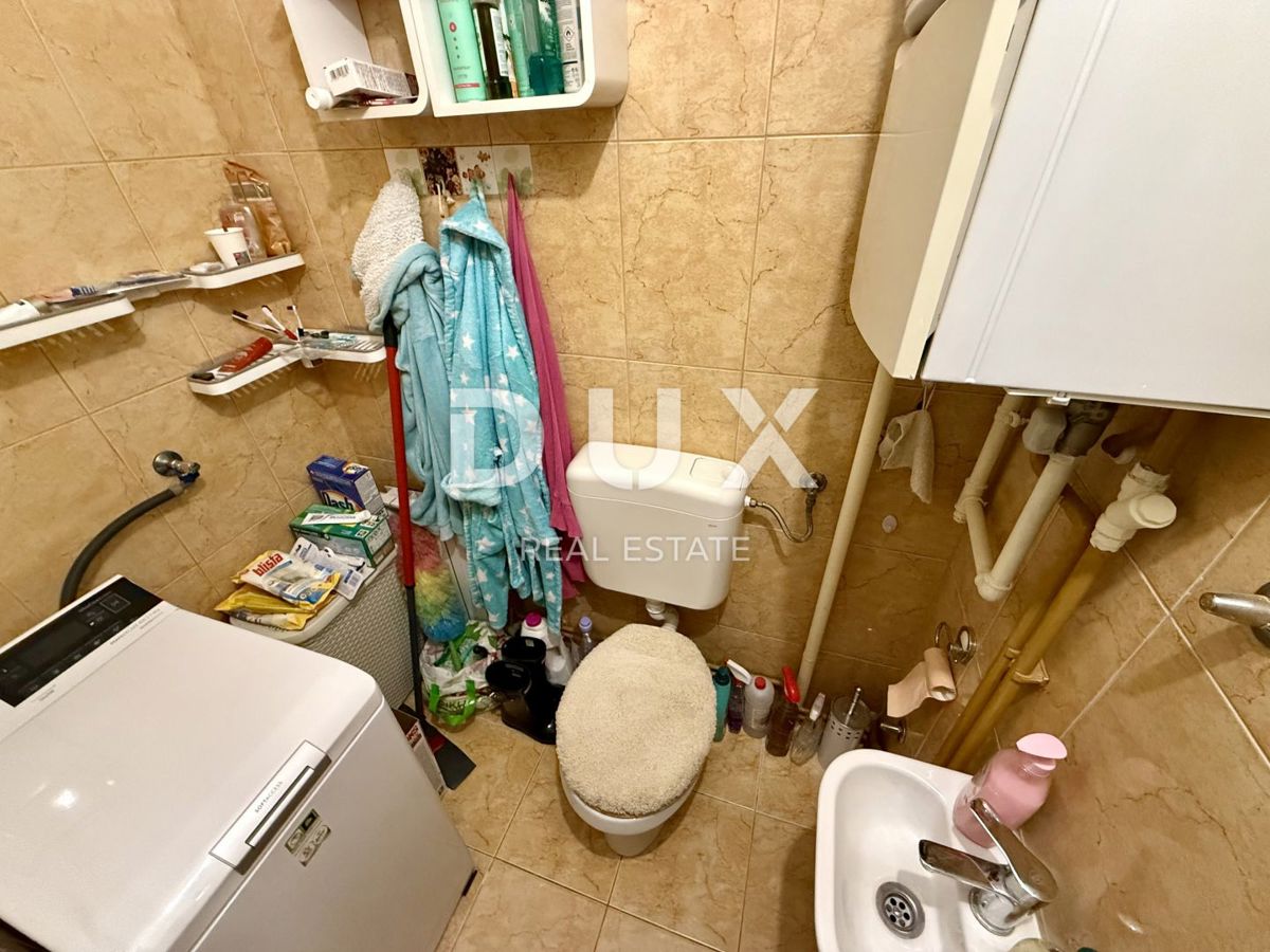 ZAGABRIA, MAKSIMIR - Spaziosa casa con 4 appartamenti, spazio commerciale e giardino!