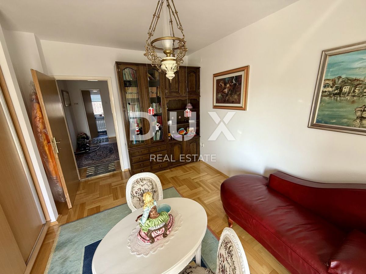 ZAGABRIA, MAKSIMIR - Spaziosa casa con 4 appartamenti, spazio commerciale e giardino!