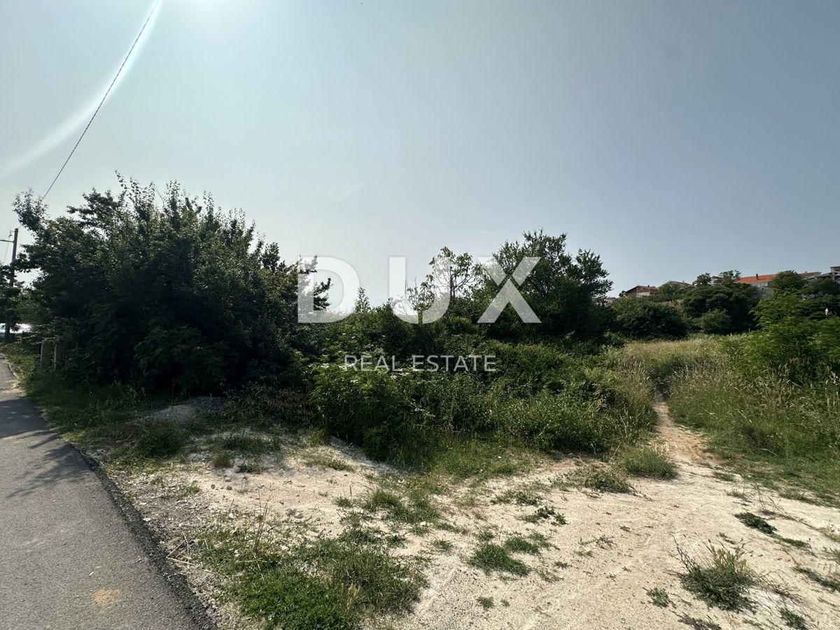 ZARA, CASE ROSSE - Terreno edificabile 1830m²