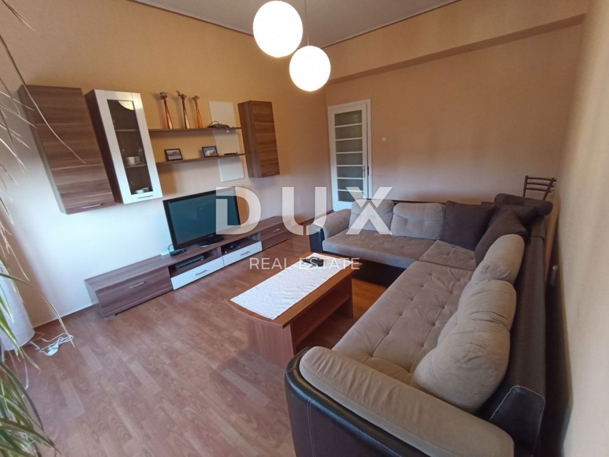 RIJEKA, ŠKURINJE - Confortevole appartamento con giardino privato