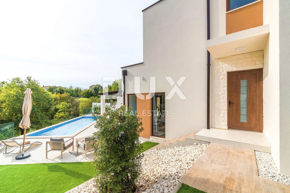 ISTRIA, SVETVINČENAT - Casa moderna con piscina