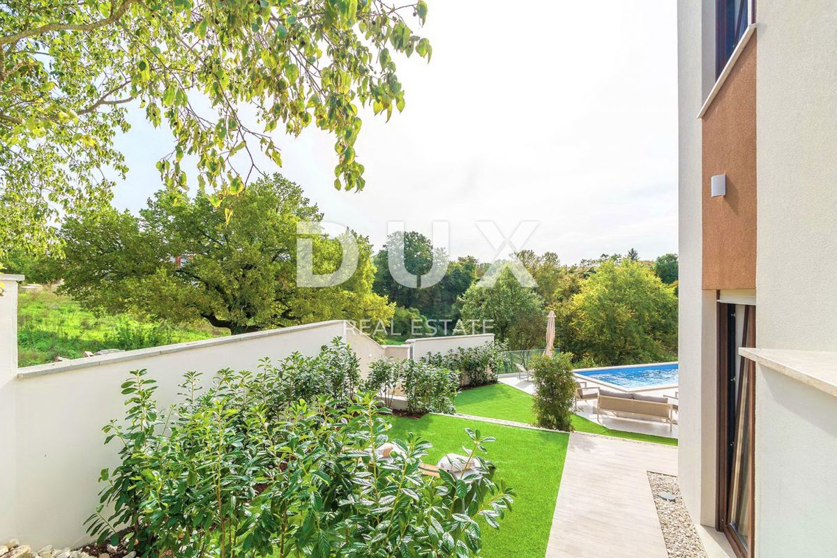 ISTRIA, SVETVINČENAT - Casa moderna con piscina