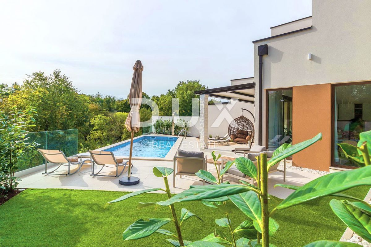 ISTRIA, SVETVINČENAT - Casa moderna con piscina