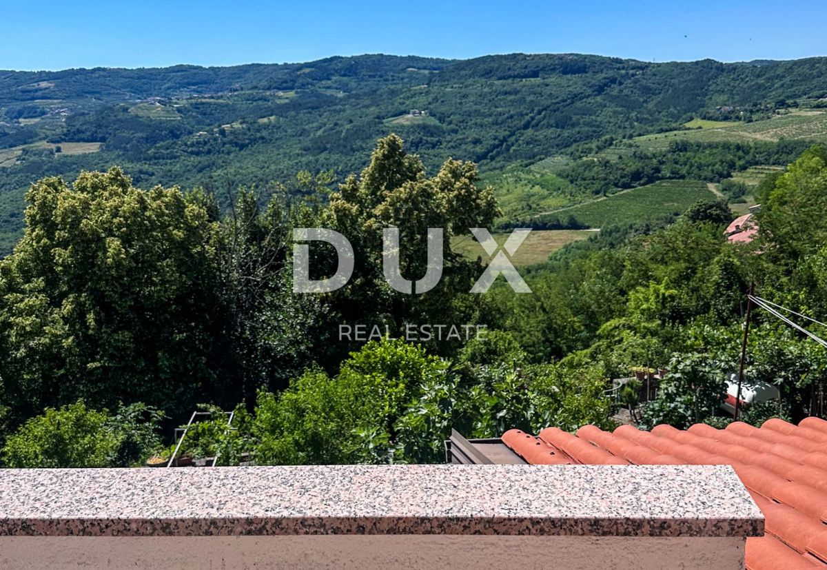 ISTRIA, MONTONA - Casa nel centro di Montona con una bellissima vista 