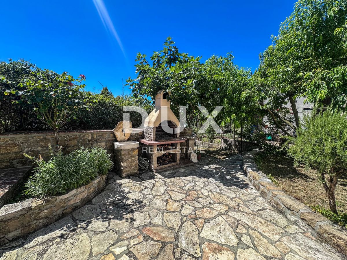 ISTRIA, MONTONA - Casa nel centro di Montona con una bellissima vista 