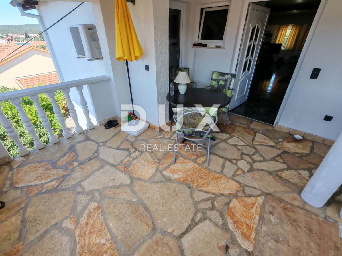 ZADAR, SUKOŠAN - Spazioso appartamento arredato con vista mare vicino al centro!