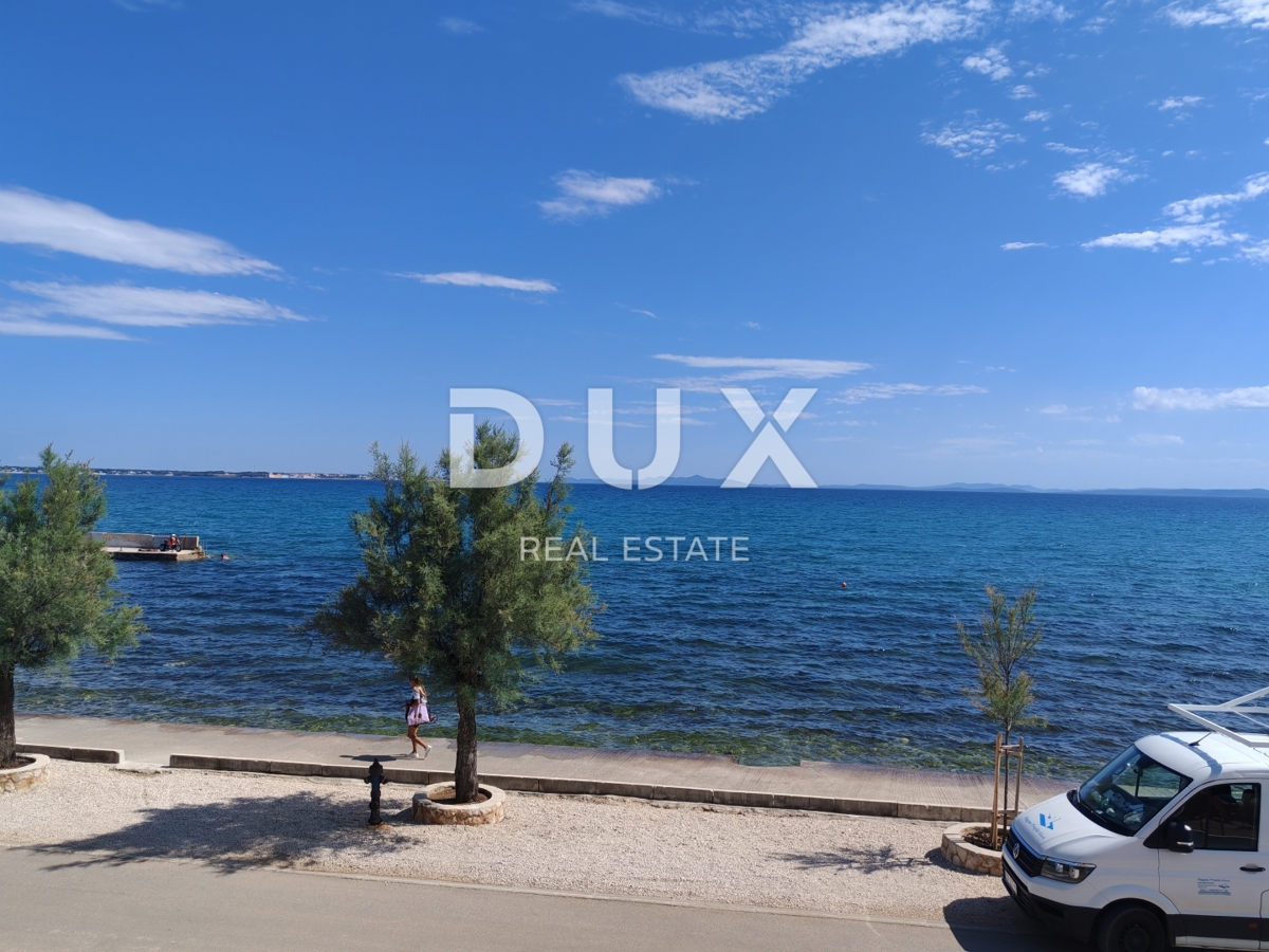 ZADAR, VIR - Lussuoso appartamento con vista superba, prima fila al mare! AS3