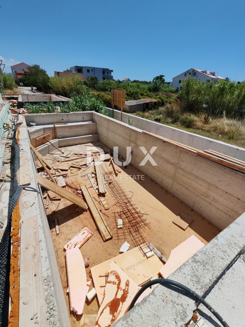 ZADAR, PRIVLAKA - Appartamento con piscina a 50 metri dalla spiaggia sabbiosa! S2