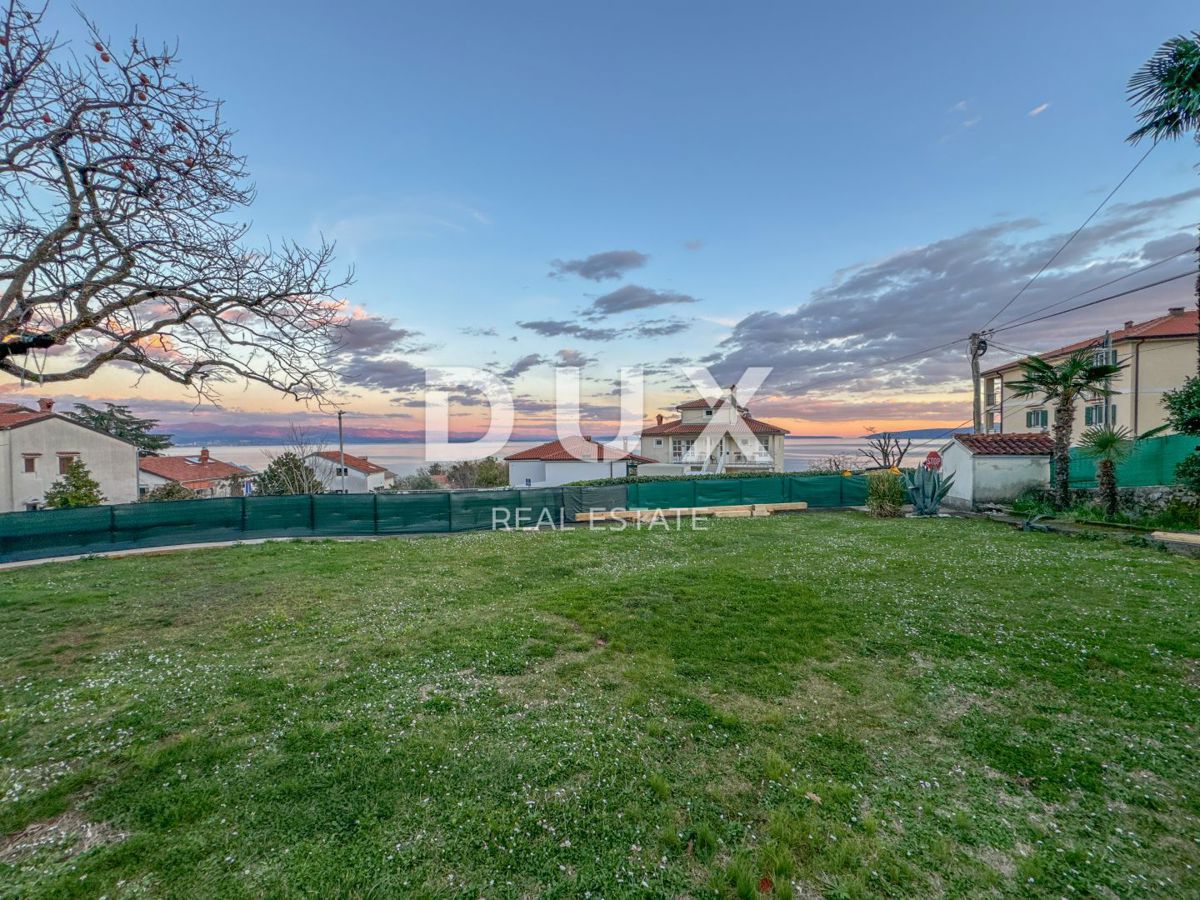 OPATIJA, IČIĆI – una bellissima villa con un ricco giardino e vista mare, garage e vicinanza al mare