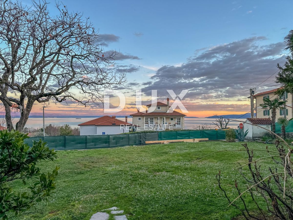OPATIJA, IČIĆI – una bellissima villa con un ricco giardino e vista mare, garage e vicinanza al mare