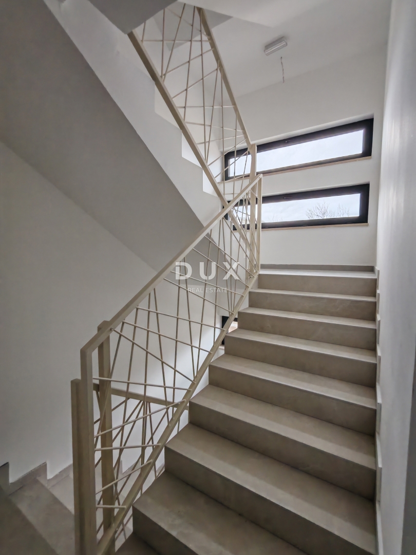 ZADAR, RAŽANAC - Nuovo edificio! Riscaldamento a pavimento, ascensore, vista mare, ripostiglio...! S5