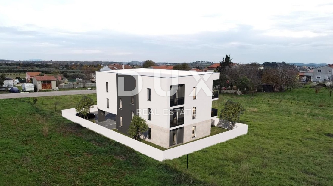 ISTRIA, POLA - Nuovo edificio alla periferia della città! 