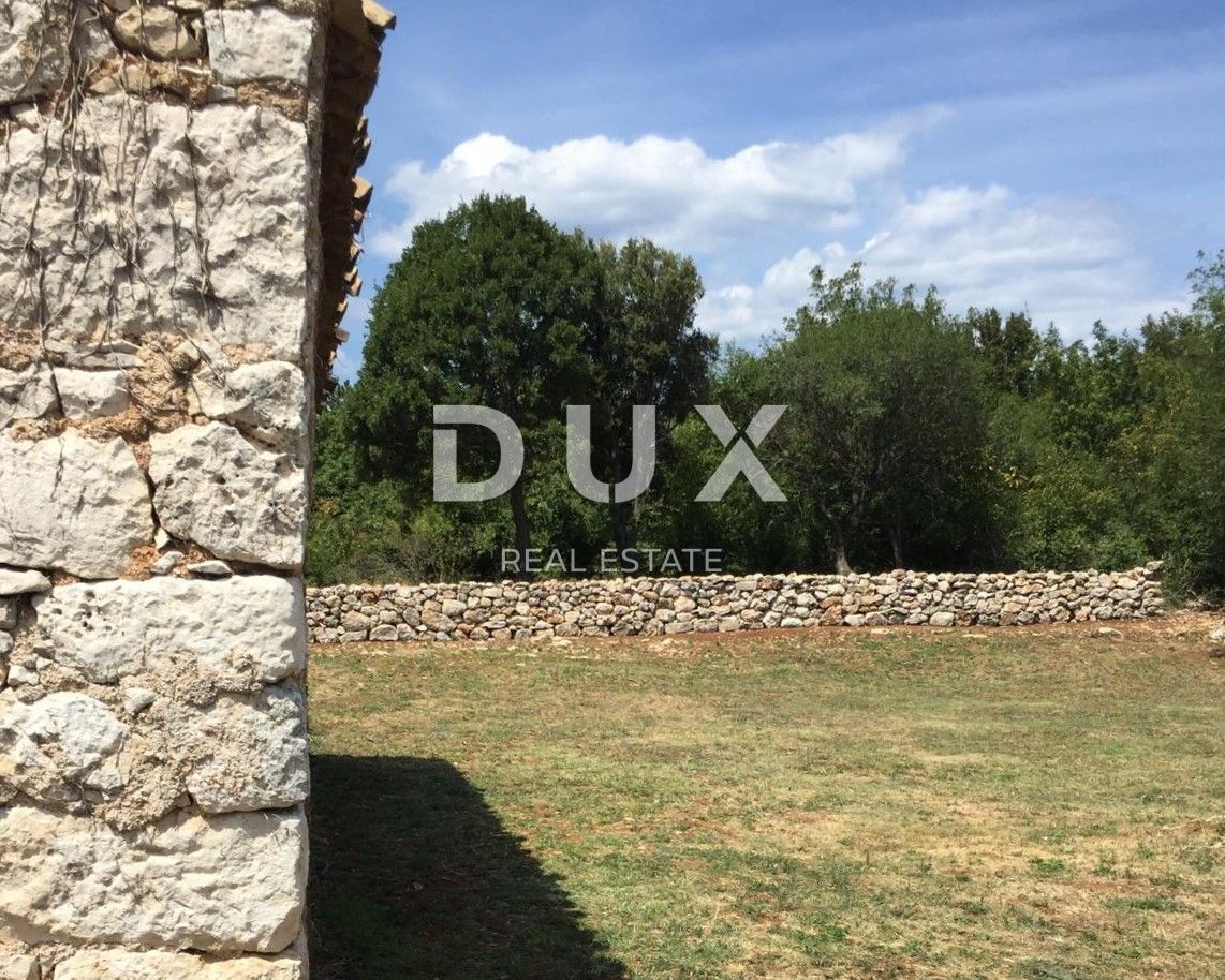 ISTRIA, RABAC - Una magica tenuta con due case vicino al mare