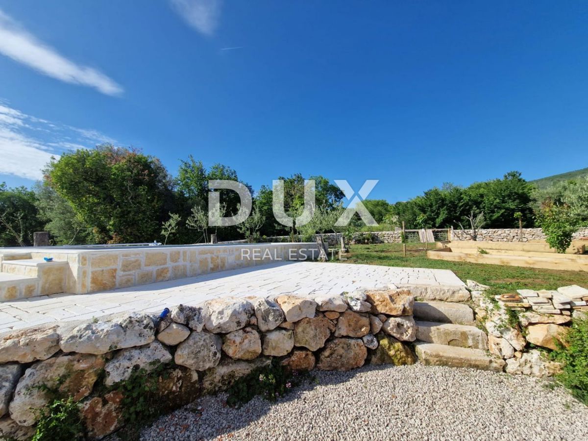 ISTRIA, RABAC - Una magica tenuta con due case vicino al mare