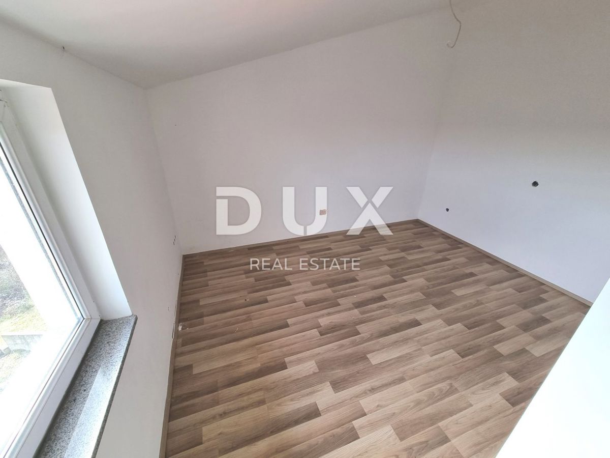 ISTRIA, MARČANA - Casa con garage nel villaggio, non finita