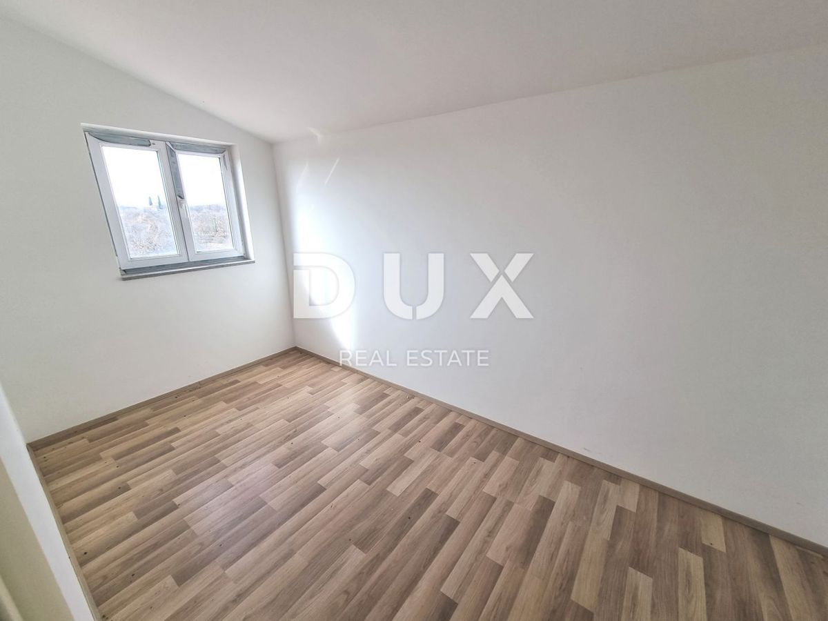 ISTRIA, MARČANA - Casa con garage nel villaggio, non finita