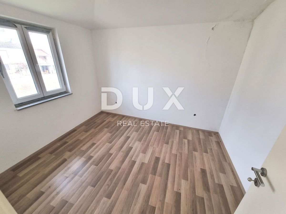 ISTRIA, MARČANA - Casa con garage nel villaggio, non finita