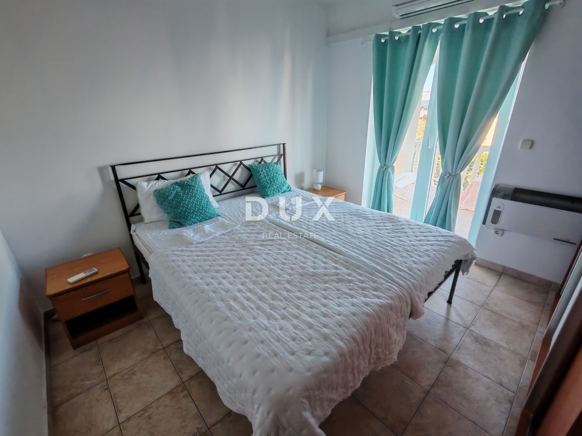 ZADAR, PETRČANE - Casa con 3 ampi appartamenti e una splendida vista sul mare! Punta Skala!