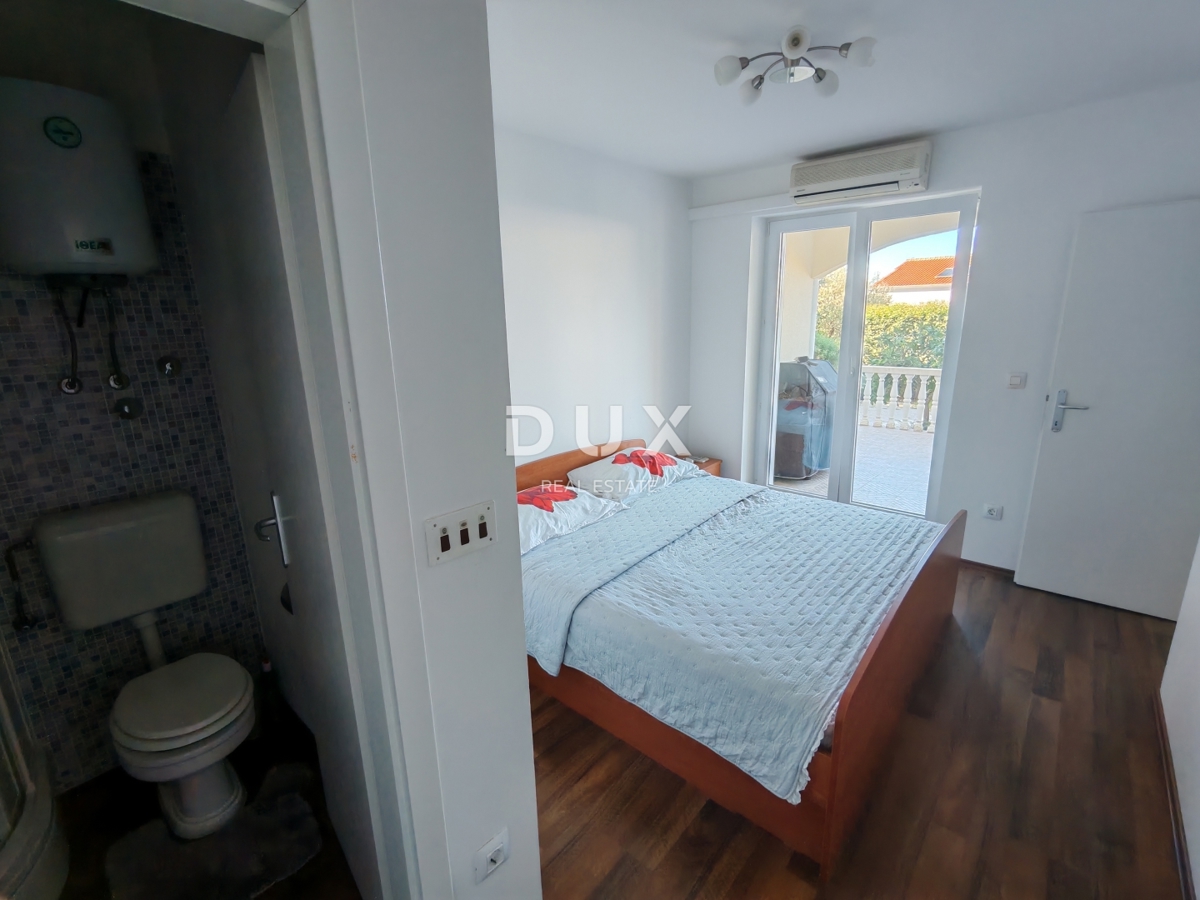 ZADAR, PETRČANE - Casa con 3 ampi appartamenti e una splendida vista sul mare! Punta Skala!