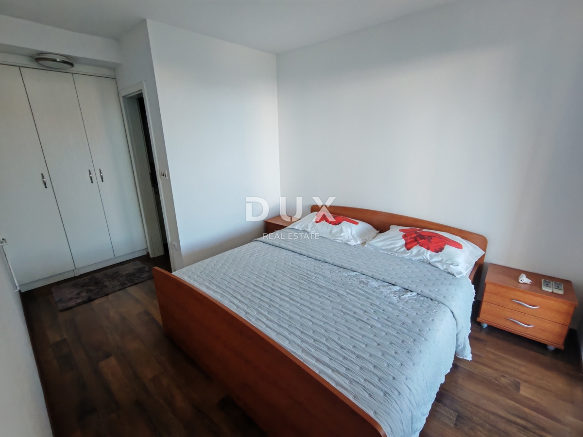 ZADAR, PETRČANE - Casa con 3 ampi appartamenti e una splendida vista sul mare! Punta Skala!