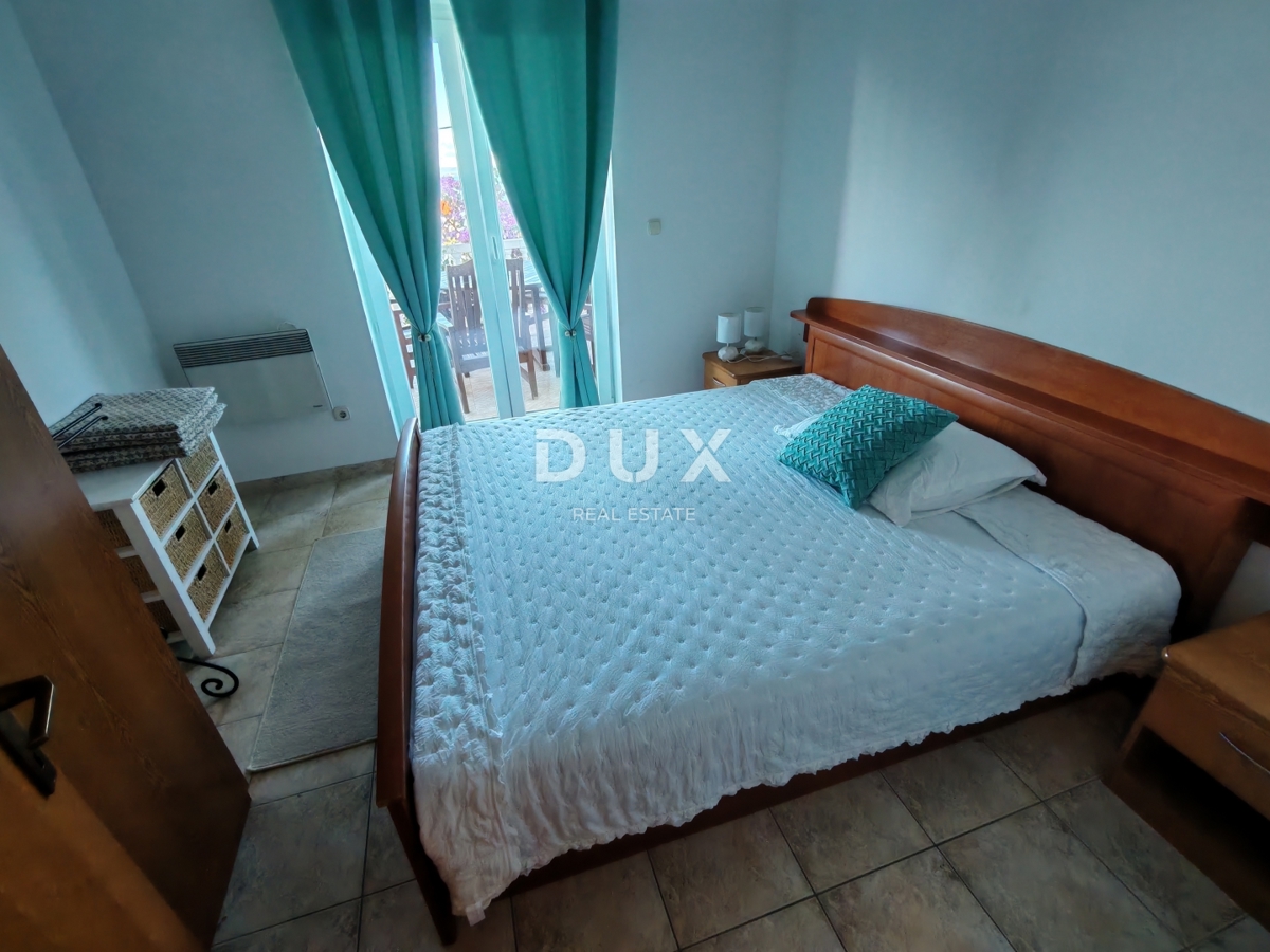 ZADAR, PETRČANE - Casa con 3 ampi appartamenti e una splendida vista sul mare! Punta Skala!