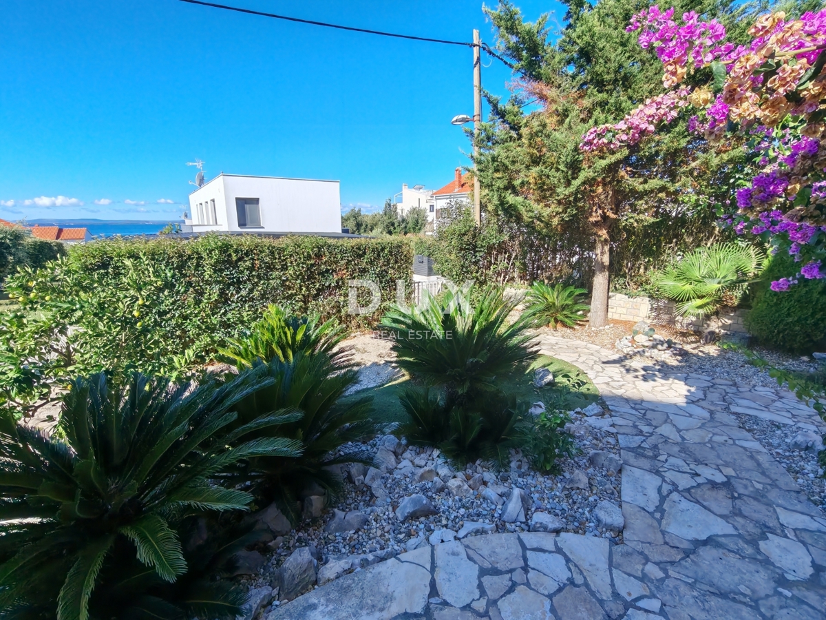 ZADAR, PETRČANE - Casa con 3 ampi appartamenti e una splendida vista sul mare! Punta Skala!