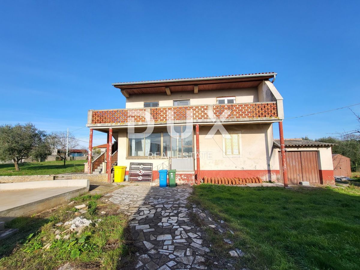 ISTRIA, MARČANA - Casa con 2 appartamenti e piscina su un ampio giardino