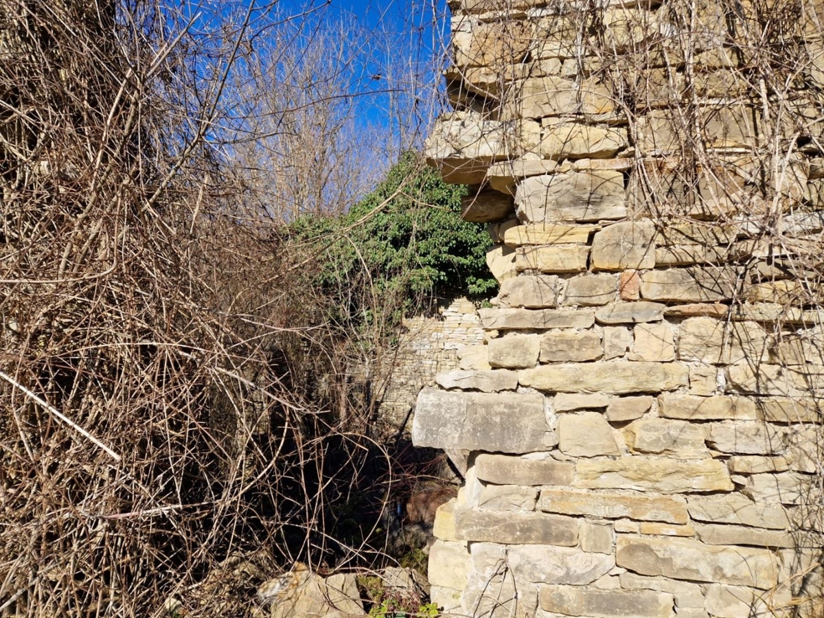 ISTRIA, PAZIN - Immobile da ristrutturare