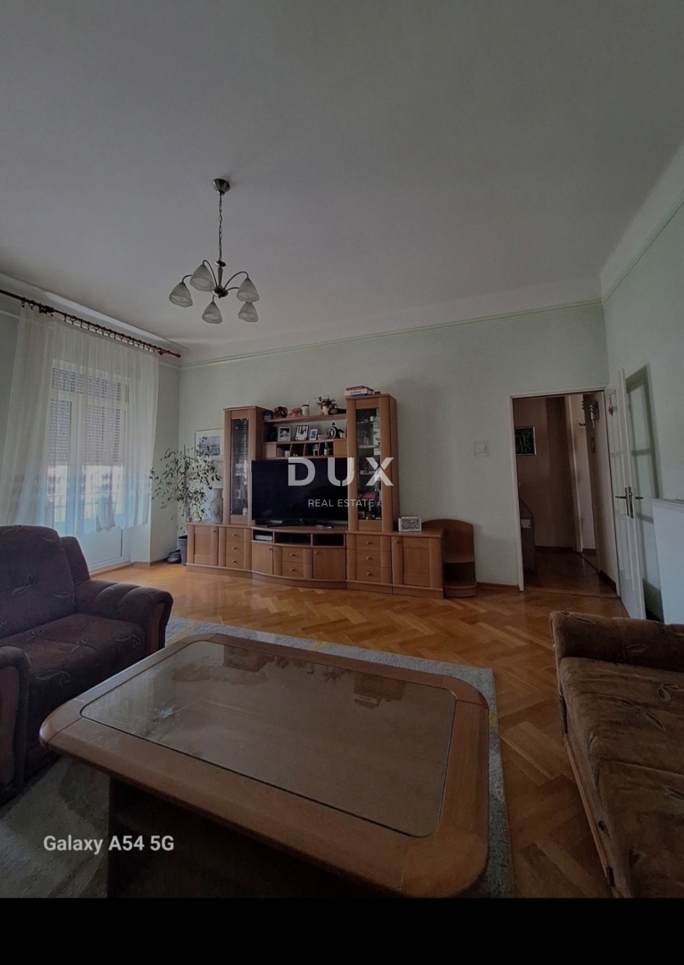 RIJEKA, BELVEDER - ampio appartamento signorile, vista mare
