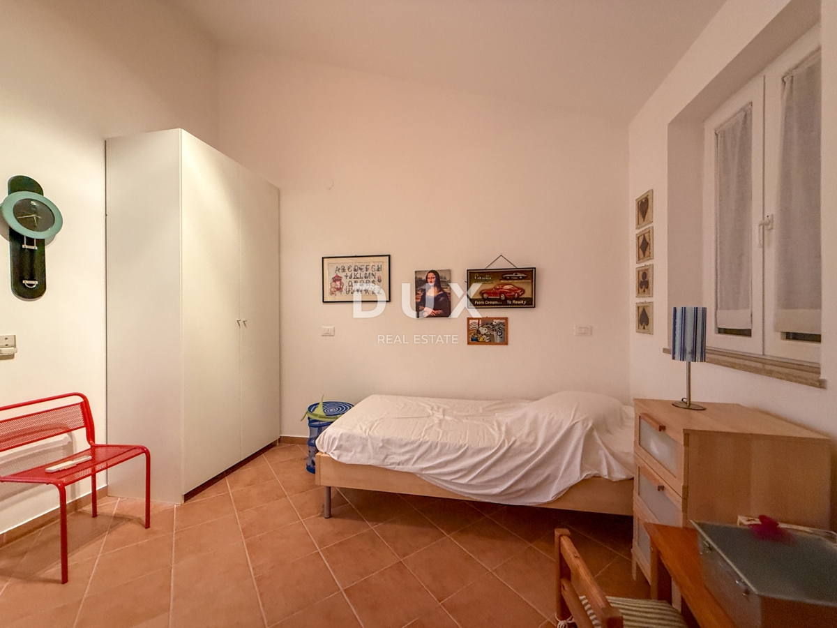 ISTRIA, BANJOLE (Volme) - Solo nella nostra offerta c'è una villa familiare con garage e tre appartamenti!