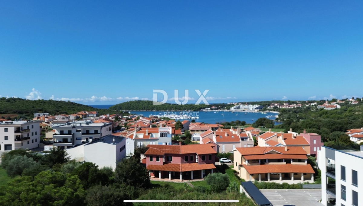 ISTRIA, BANJOLE (Volme) - Solo nella nostra offerta c'è una villa familiare con garage e tre appartamenti!