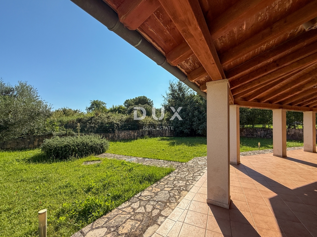 ISTRIA, BANJOLE (Volme) - Solo nella nostra offerta c'è una villa familiare con garage e tre appartamenti!