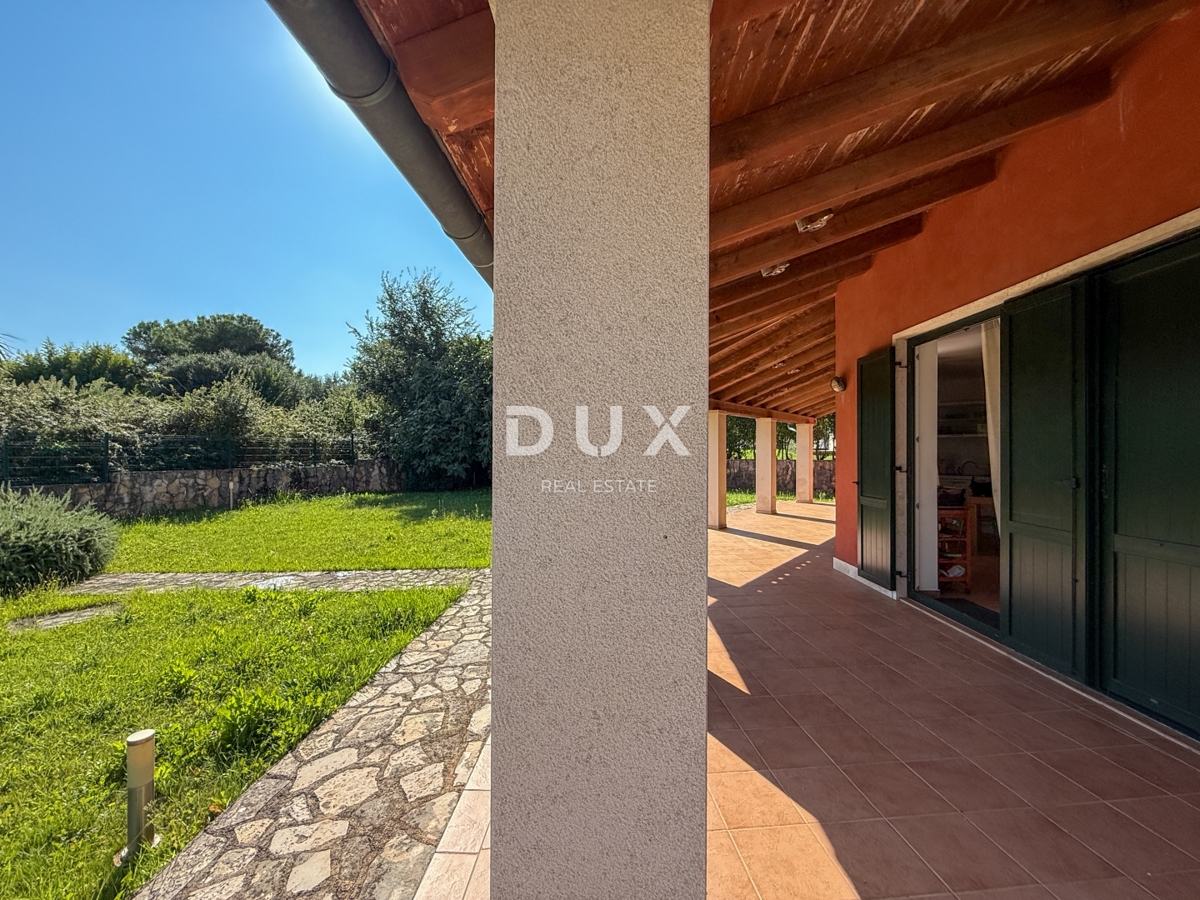 ISTRIA, BANJOLE (Volme) - Solo nella nostra offerta c'è una villa familiare con garage e tre appartamenti!