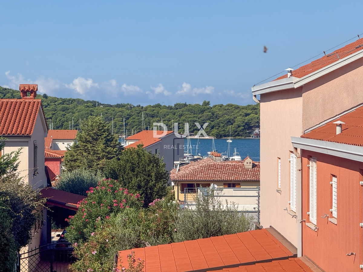 ISTRIA, BANJOLE (Volme) - Solo nella nostra offerta c'è una villa familiare con garage e tre appartamenti!